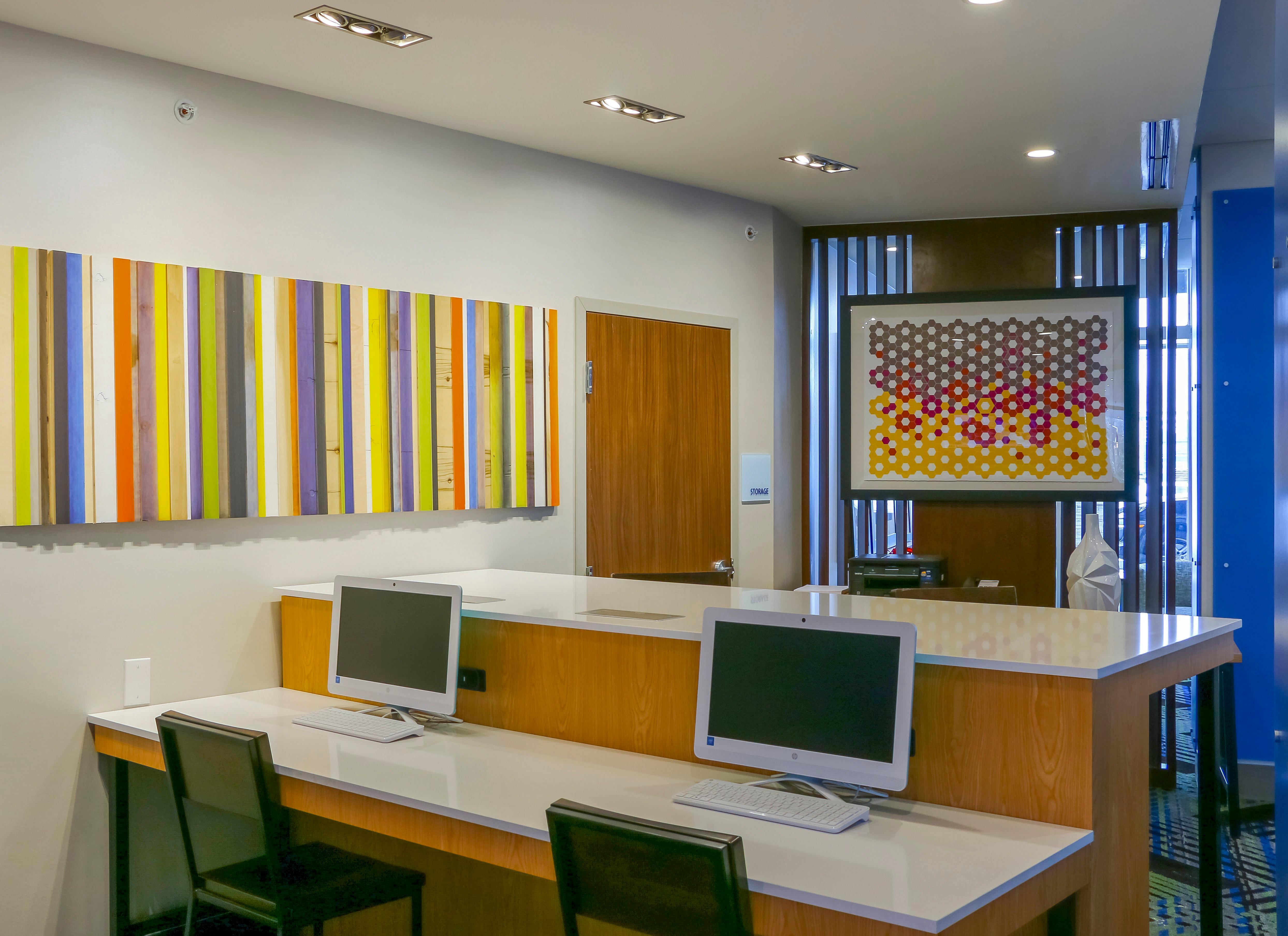 Holiday Inn Express & Suites - Detroit Northwest - Livonia By Ihg Экстерьер фото