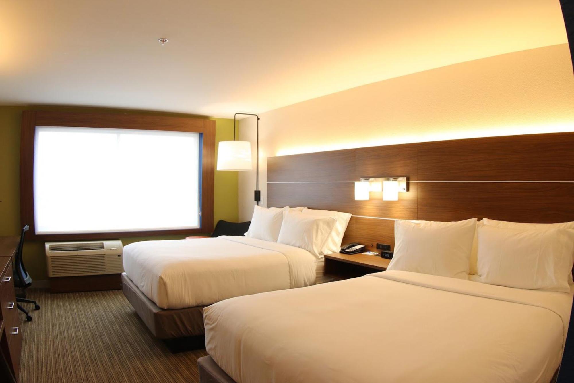 Holiday Inn Express & Suites - Detroit Northwest - Livonia By Ihg Экстерьер фото