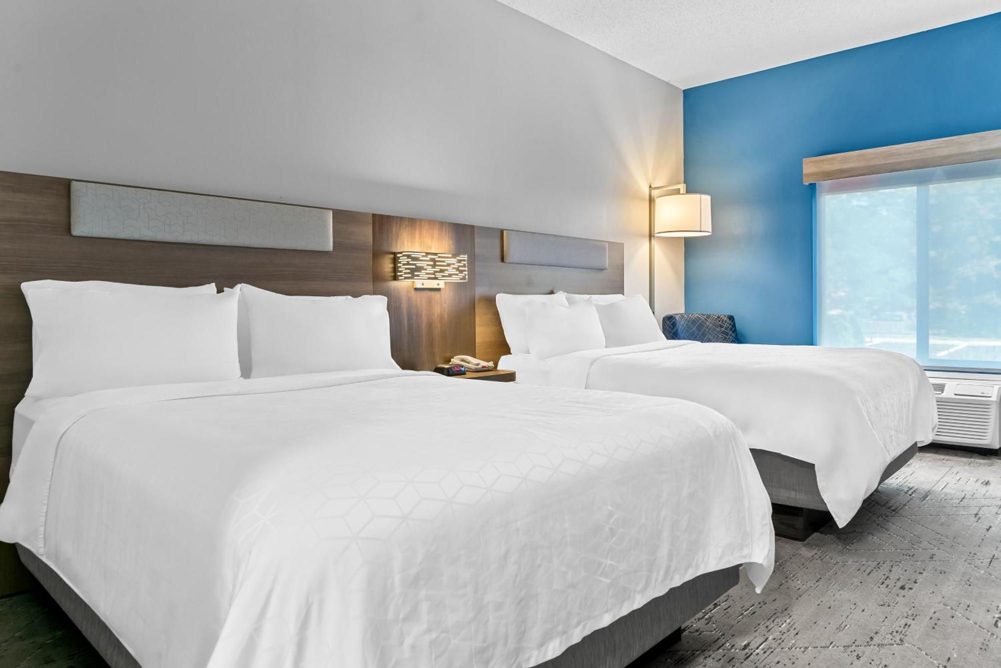Holiday Inn Express & Suites - Detroit Northwest - Livonia By Ihg Экстерьер фото
