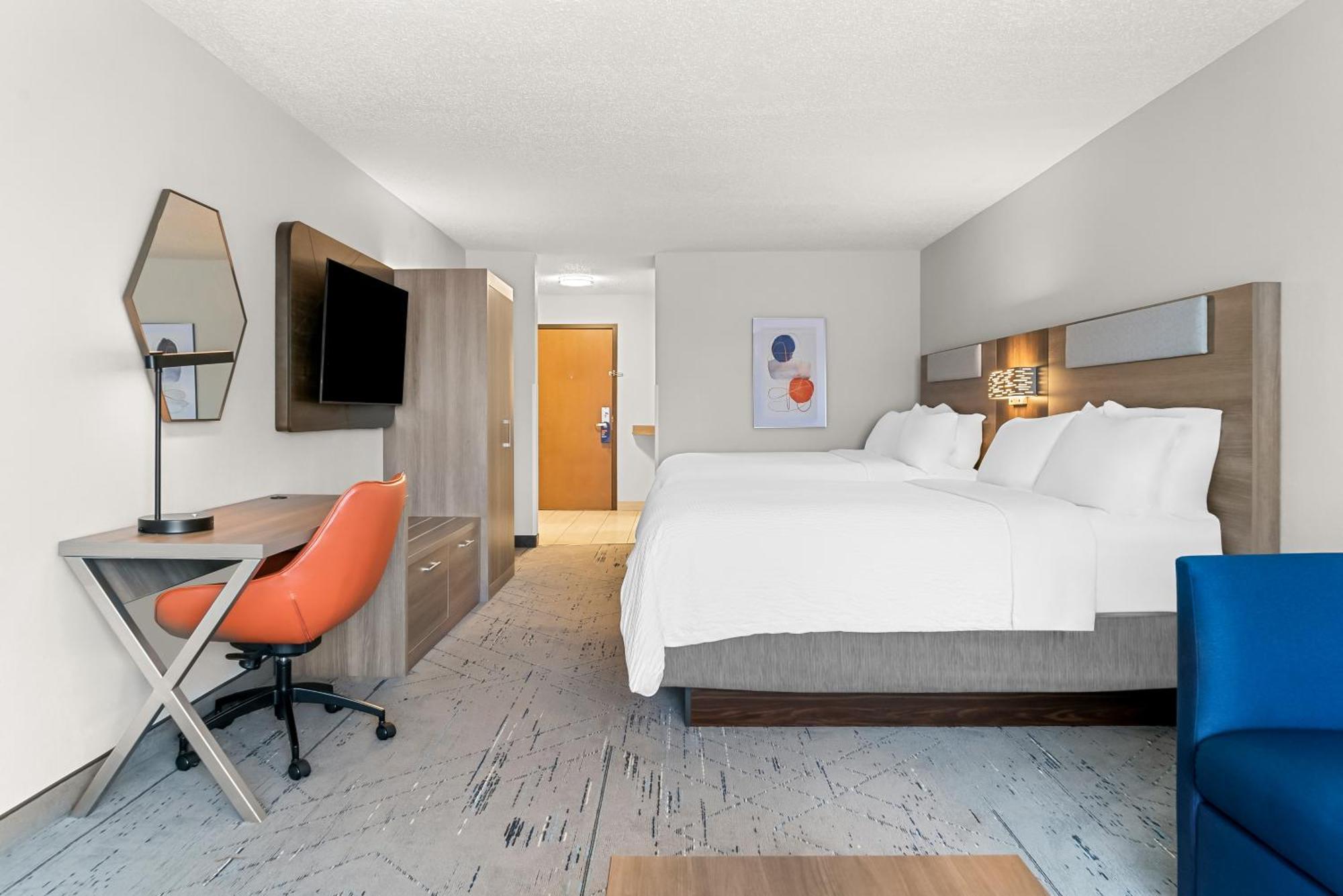 Holiday Inn Express & Suites - Detroit Northwest - Livonia By Ihg Экстерьер фото